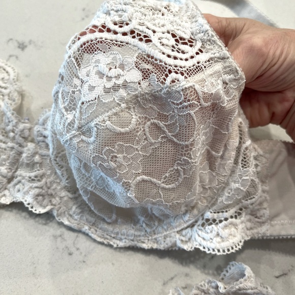 2/$25 Bra and Panty set - Picture 3 of 8